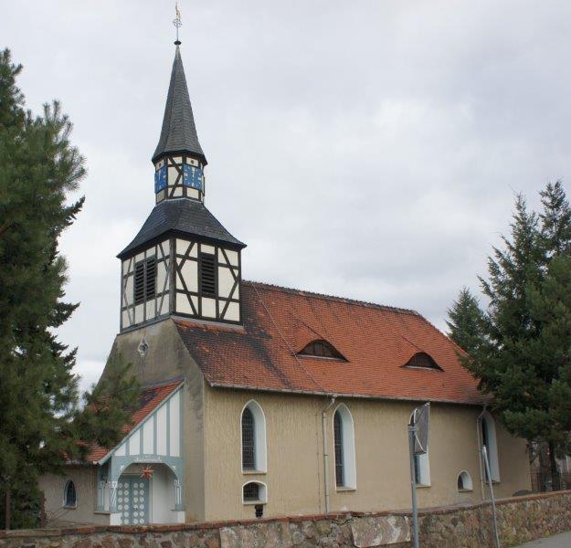 Kirche in Ragösen